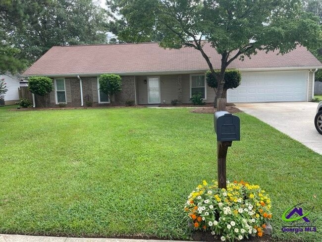 property at 113 Heather Pl