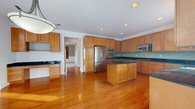 12832 Nautica Ct in Belleville, MI - Building Photo - Building Photo