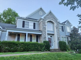 1110 Persimmon Dr in Lancaster, PA - Building Photo