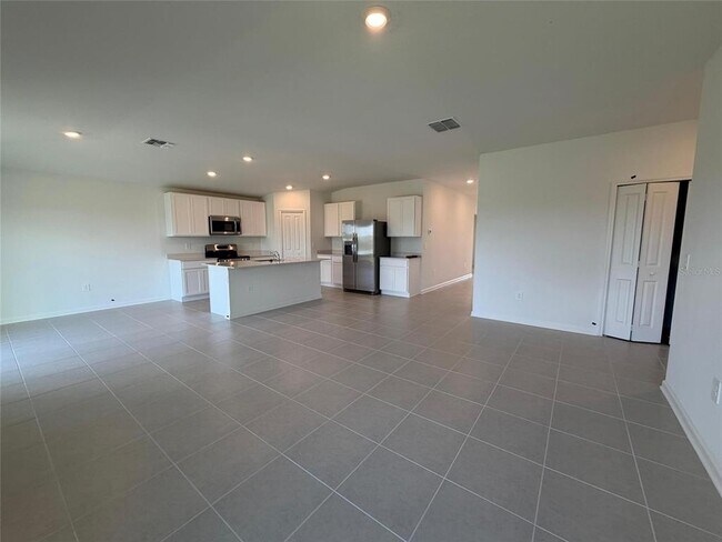 3484 Chinotto Dr in Lake Alfred, FL - Building Photo - Building Photo