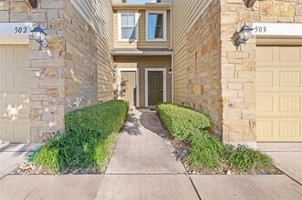 1620 Bryant Dr in Round Rock, TX - Building Photo - Building Photo