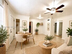 9760 SW 184th St in Cutler Bay, FL - Building Photo