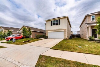 196 Thistle Ln in Maxwell, TX - Building Photo - Building Photo