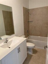 316 NE 208th Terrace in Miami, FL - Building Photo - Building Photo