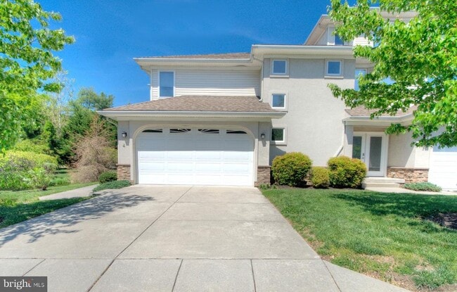property at 4 Regency Ct