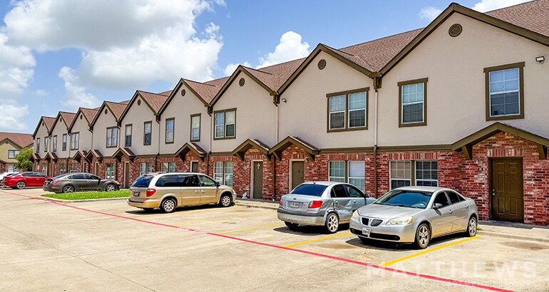 Port Arthur Townhomes in Port Arthur, TX - Building Photo