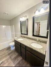 5321 N Toben Ct in Bel Aire, KS - Building Photo - Building Photo