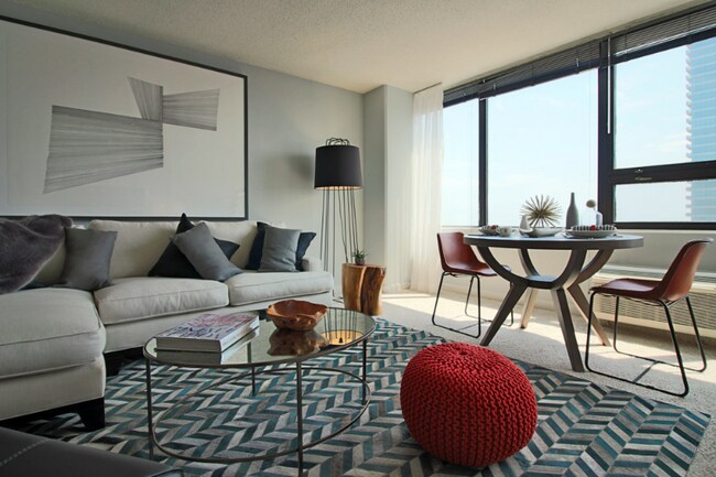 1243 S Michigan Ave in Chicago, IL - Foto de edificio - Building Photo