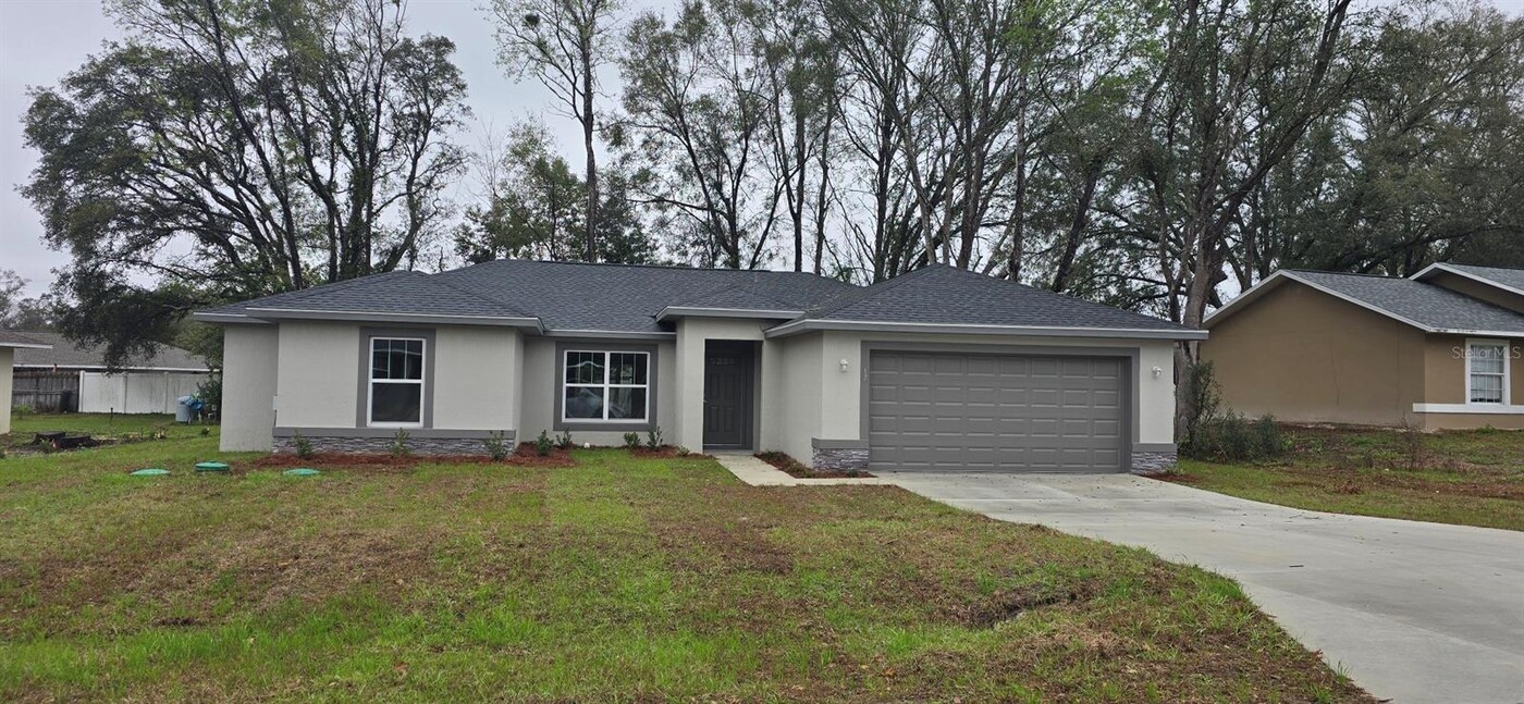 17 Almond Trl in Ocala, FL - Building Photo