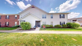 5566 Garden Ridge in Columbus, OH - Building Photo