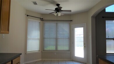 4822 Schiller Park Ln in Sugar Land, TX - Building Photo - Building Photo