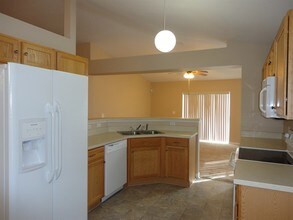 1307 Sheridan Bay Dr in Ruskin, FL - Building Photo - Building Photo