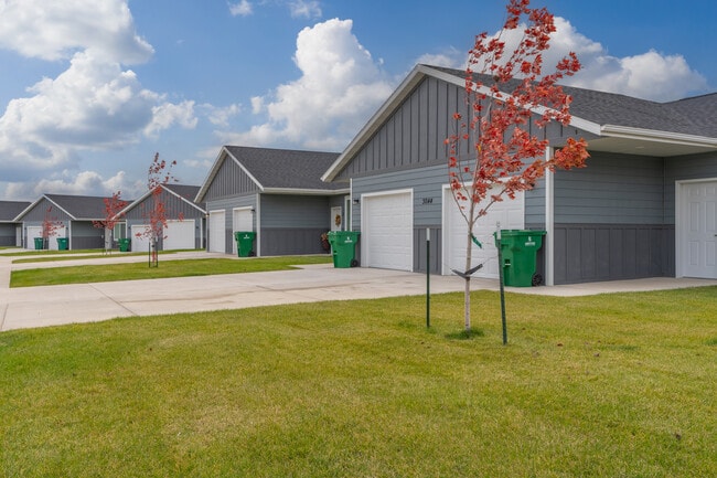 Jayhawks Patio Home Apartments in Rapid City, SD - Building Photo - Building Photo