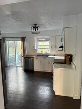 8 Scully Ave in Latham, NY - Building Photo - Building Photo