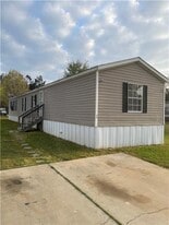 135 Dv Byrd Ln in West Monroe, LA - Building Photo