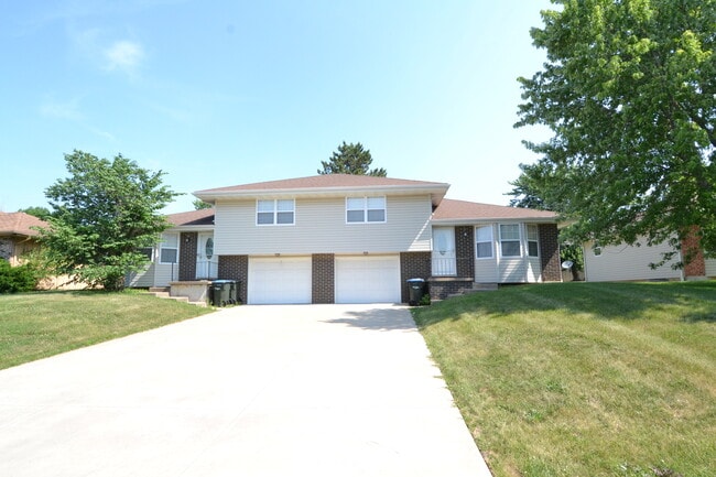 property at 715 Erin Pl