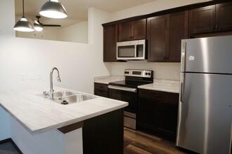 Esker Apartments in Madison, WI - Building Photo - Building Photo