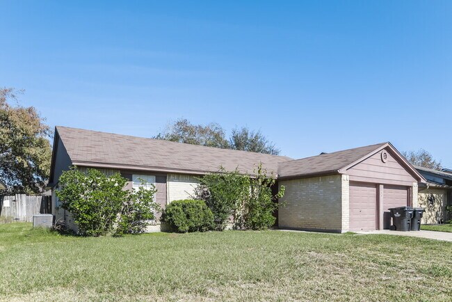 3446 Hombly Rd in Houston, TX - Building Photo - Building Photo