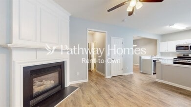 5226 Medlock Corners Dr in Norcross, GA - Building Photo - Building Photo