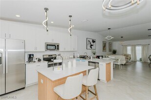 5466 Double Eagle Cir in Ave Maria, FL - Building Photo