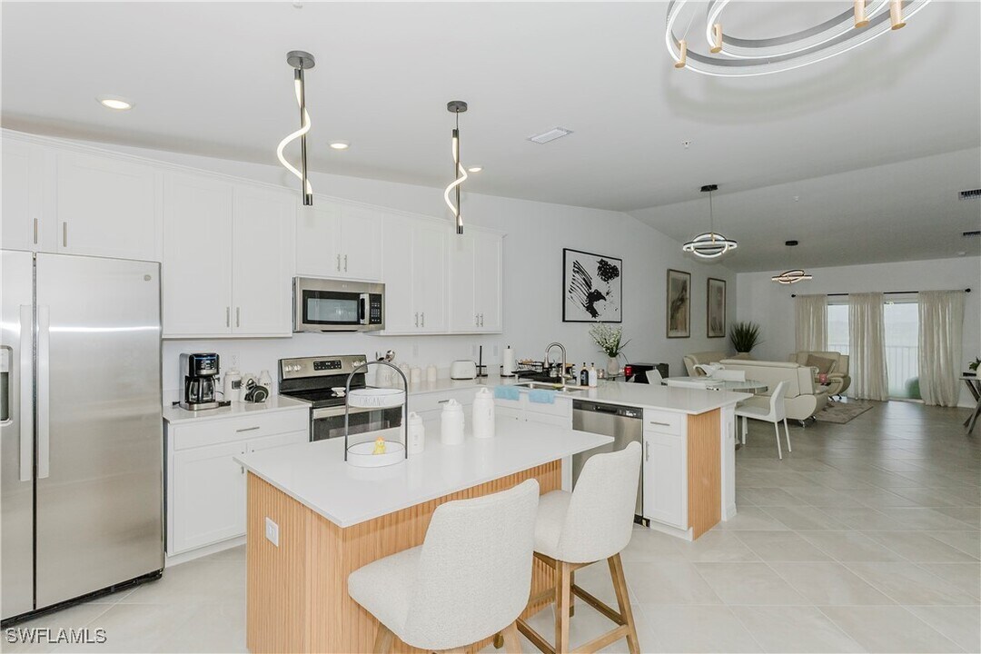 5466 Double Eagle Cir in Ave Maria, FL - Foto de edificio