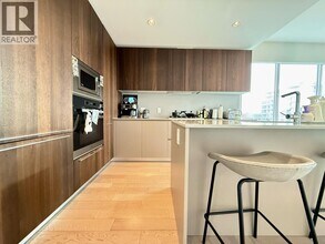 6622 Pearson Wy in Richmond, BC - Building Photo - Building Photo