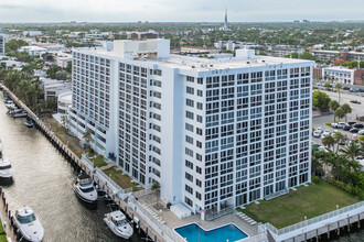 Royal Mariner in Fort Lauderdale, FL - Building Photo - Building Photo