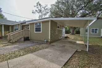 2002 Florida Ave in Tallahassee, FL - Building Photo - Building Photo