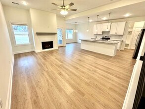 7464 Newbury Dr in Olive Branch, MS - Building Photo - Building Photo