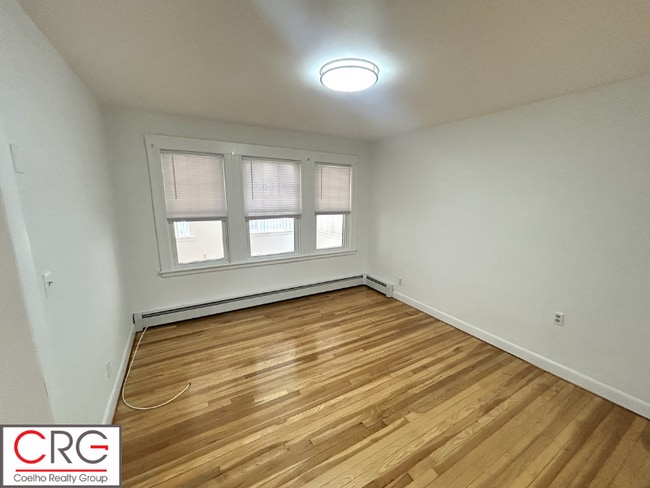 119 Bailey Rd, Unit 1 in Somerville, MA - Building Photo - Building Photo