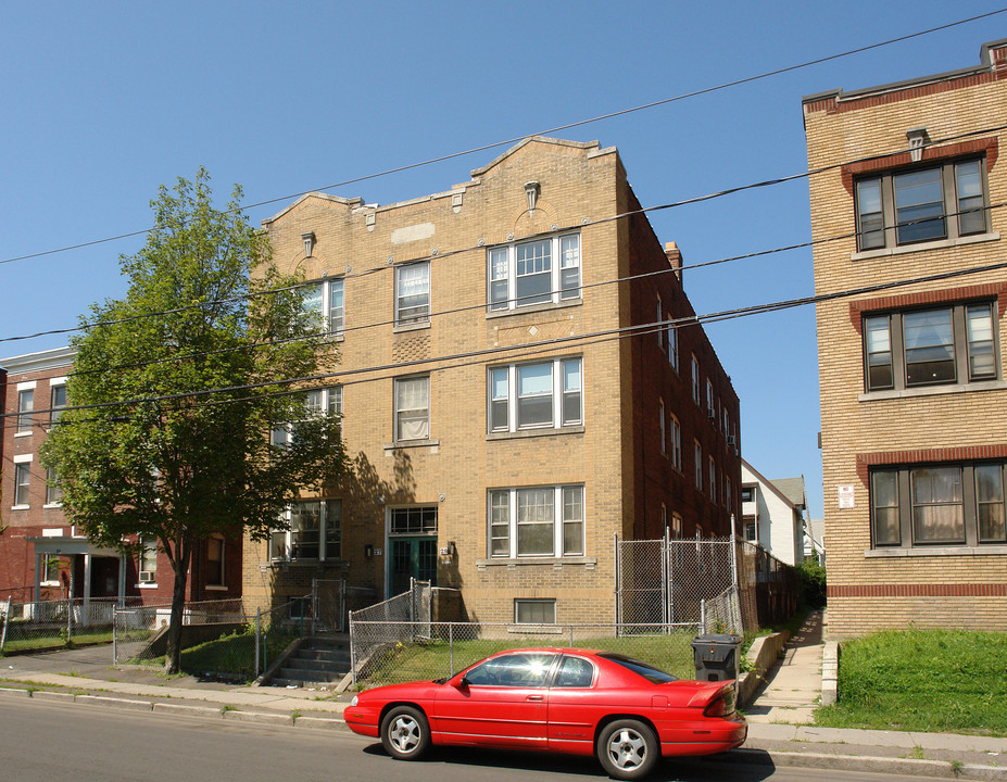 27 Orange St in Hartford, CT - Building Photo