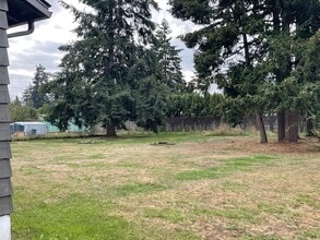 22422 40th Ave E, Unit 22422 40th Ave E in Spanaway, WA - Foto de edificio - Building Photo