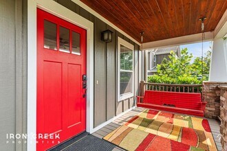 85 Beaver Dr in Asheville, NC - Building Photo - Building Photo