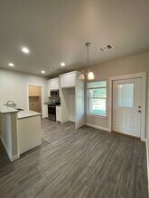 384 Western Hills Dr in Durant, OK - Building Photo - Building Photo