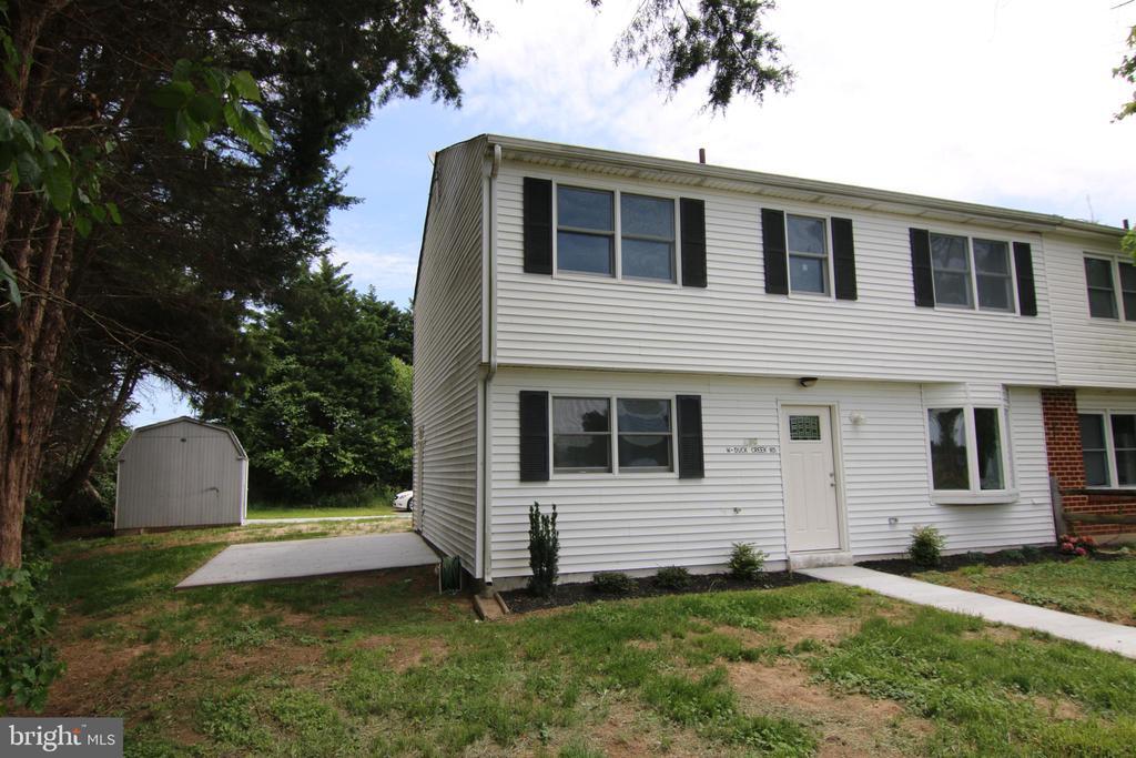 490 Duck Creek Rd in Clayton, DE - Building Photo