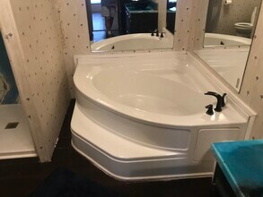 2216 N Garnet Ave in Muncie, IN - Building Photo - Building Photo