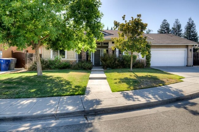 property at 5681 N Fair Ave