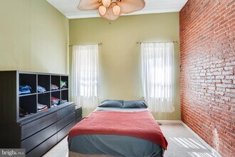 819 S Potomac St in Baltimore, MD - Building Photo - Building Photo