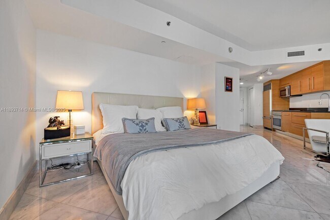 property at 475 Brickell Ave