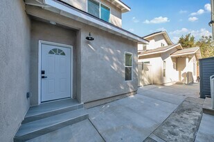 342 Pasadena Ave in South Pasadena, CA - Building Photo