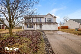 1005 Quarterhorse Run in Bargersville, IN - Building Photo