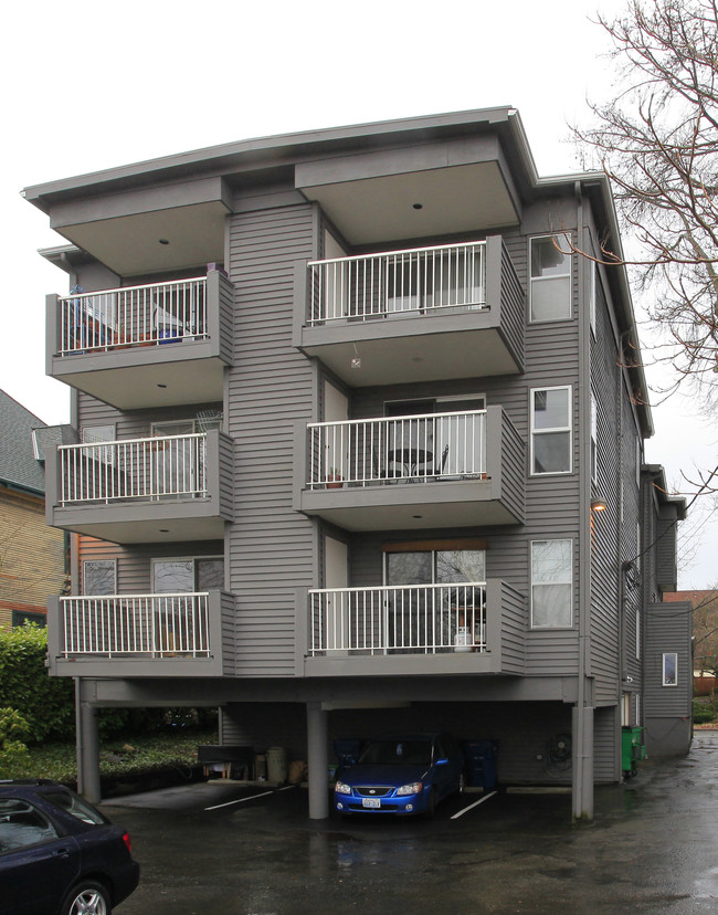 City View Apartments in Seattle, WA - Building Photo - Building Photo