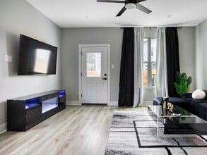 2310 Erastus St in Houston, TX - Building Photo - Building Photo