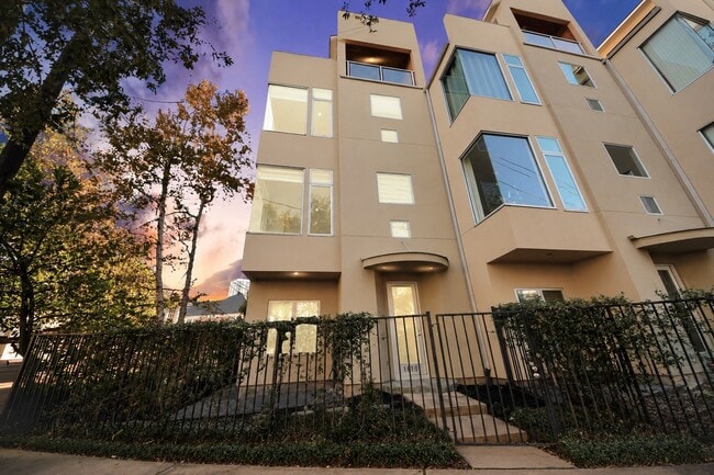 property at 1610 Calumet St