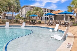 The Atlantic Mira Loma in Live Oak, TX - Building Photo