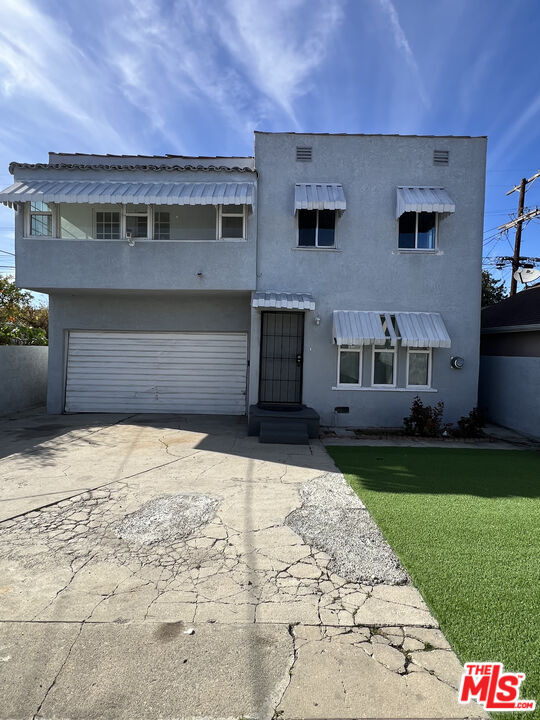 2413 Cochran Ave in Los Angeles, CA - Building Photo - Building Photo