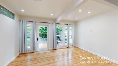 19022 Sylvan St in Los Angeles, CA - Building Photo - Building Photo