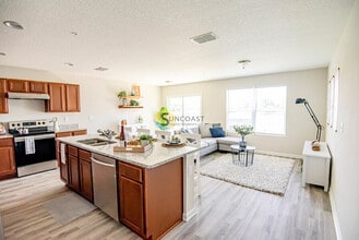 9211 Western Way in Jacksonville, FL - Building Photo - Building Photo