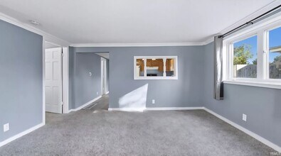 1219 Lawn Ave in New Haven, IN - Building Photo - Building Photo