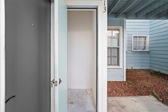 2051 Royal Bay Blvd in Kissimmee, FL - Building Photo - Building Photo